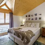Kinohaus 7 *