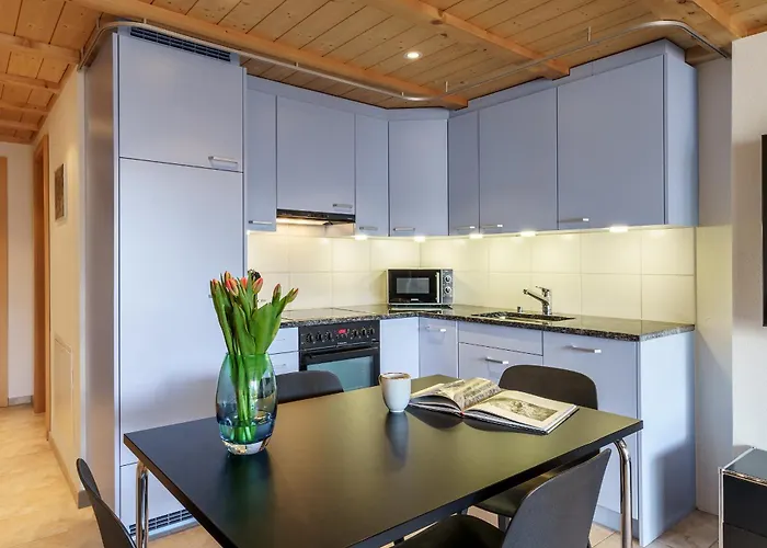 Kinohaus 7 *