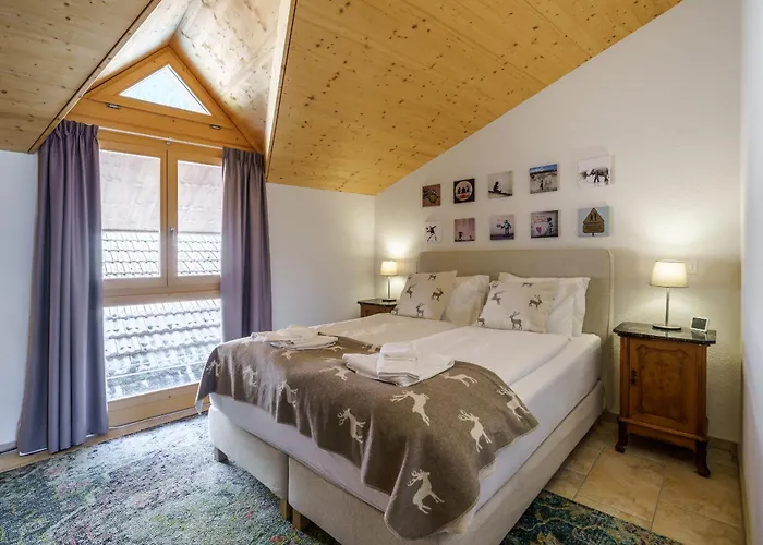 Kinohaus 7 *